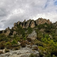 Photo de France - Le Cirque de Mourèze et le Lac du Salagou